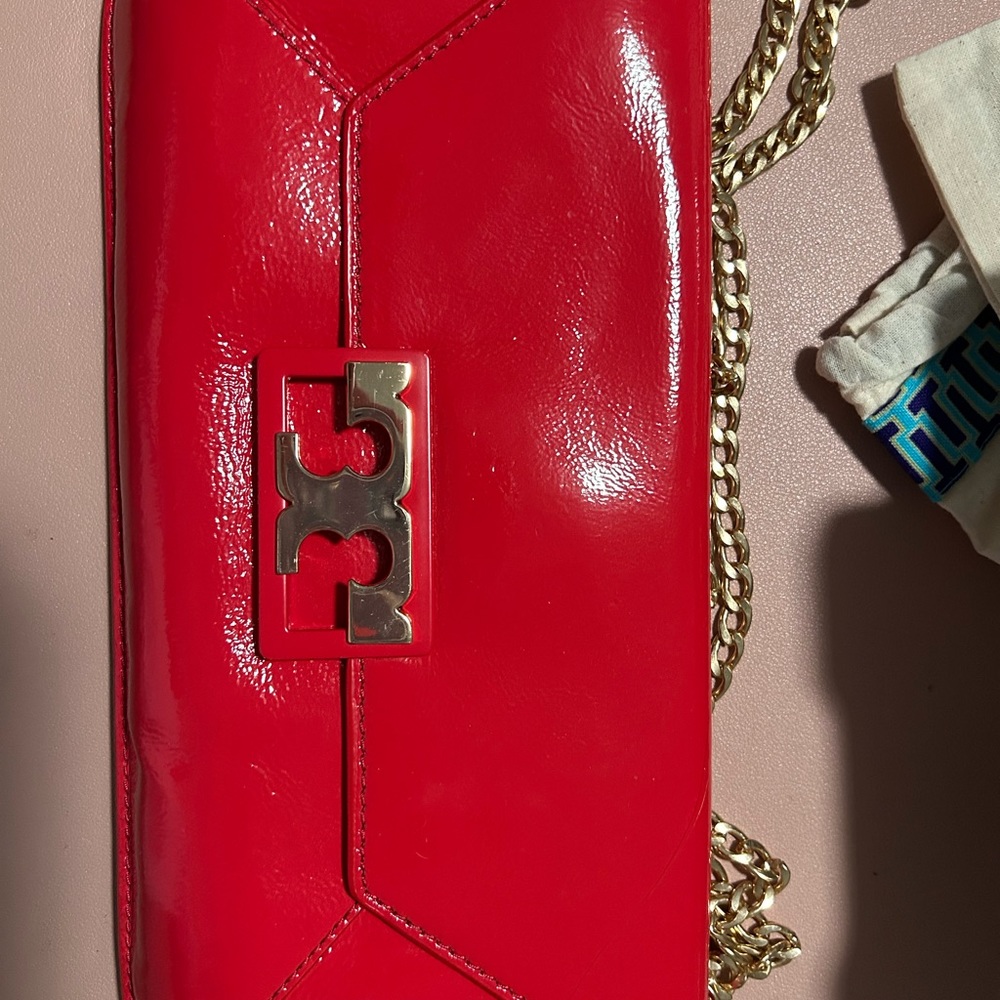 Tory Burch Clutch. Red patent leather.